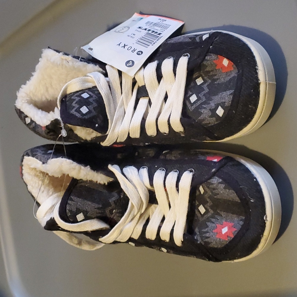 Roxy Faux Fur Shoes